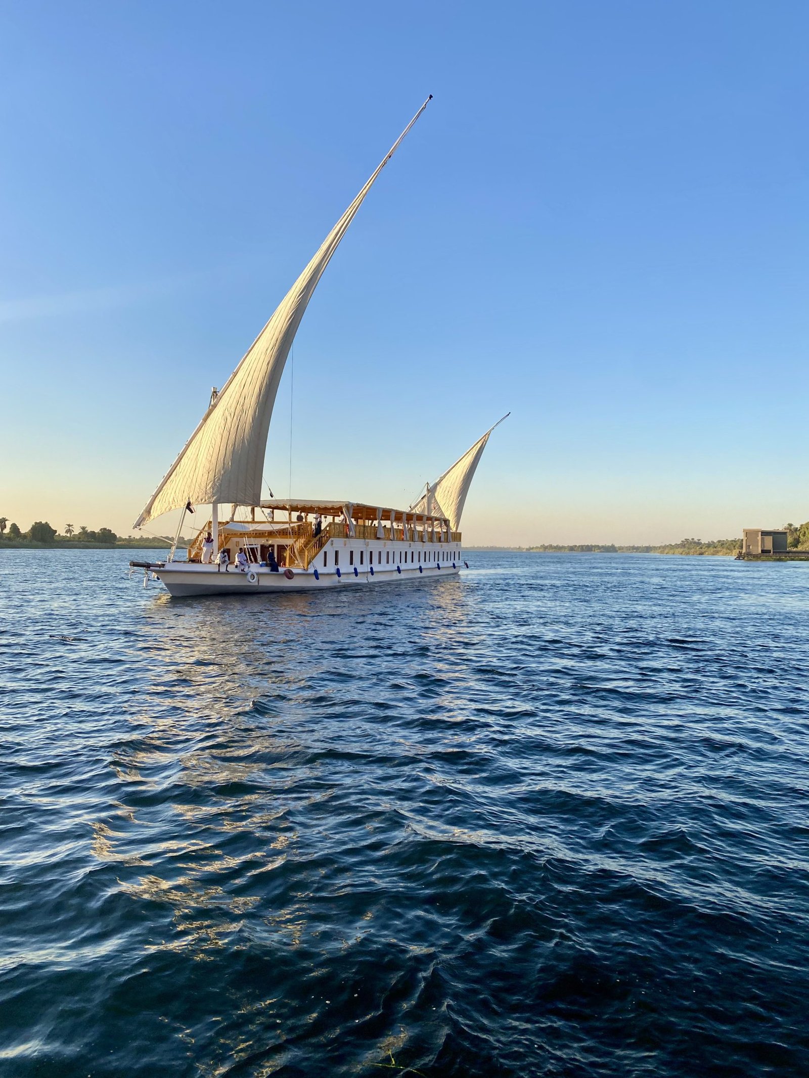 NR-ES selected wellness and slow luxury dahabiya experience on the Nile